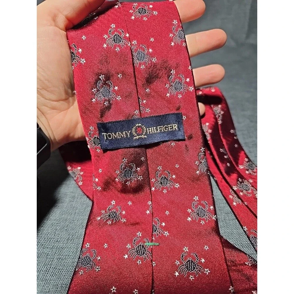 Vintage Tommy Hilfiger Astrology Cancer Crab & Stars Red Tie 100% Silk Witchy